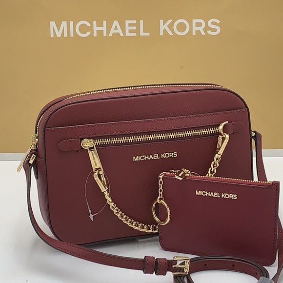 MICHAEL KORS LARGE EW CROSSBODY DARK CHERRY & SM TOP ZIP COINPOUCH MULBERRY
NWT - Picture 10 of 16